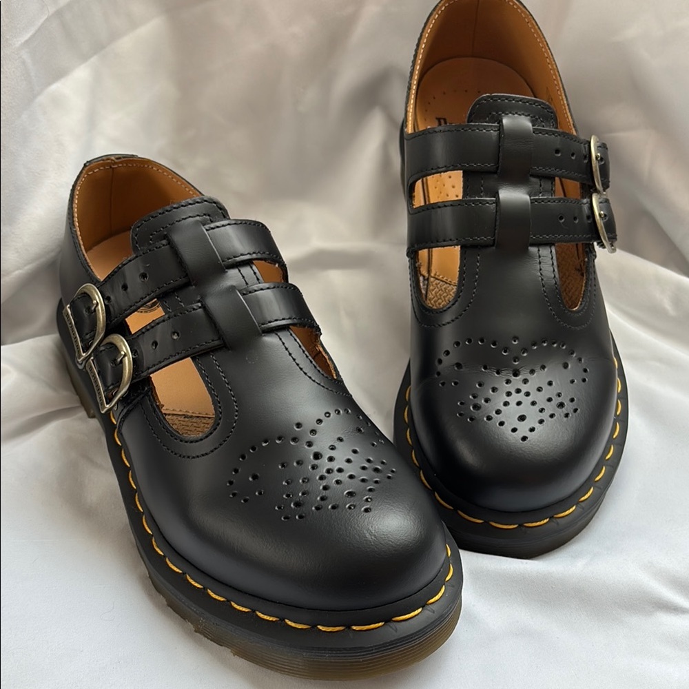 Dr. Martens 8065 Mary Jane 7 NWOB